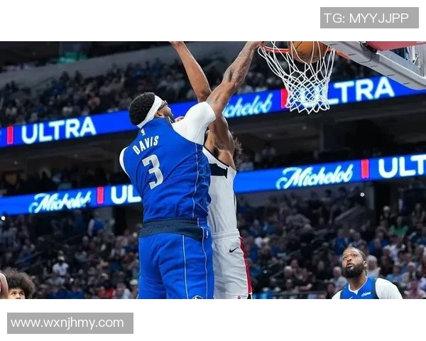 独行侠采取措施保护尼科·哈里森免受球迷攻击