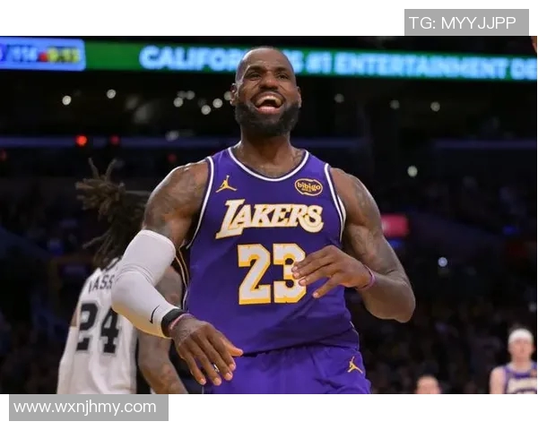 不容易！詹姆斯近4战场均28+8+8，投篮命中率56%