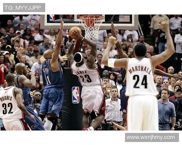 绝杀球超时无效！杜兰特37+4，赛后伊森双手捂脸，奥科吉暖心安慰